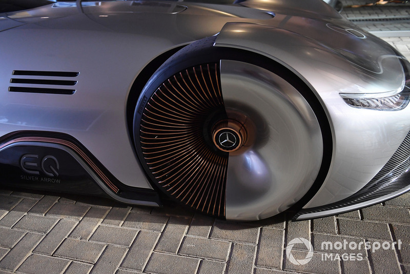 Mercedes-Benz EQ Silver Arrow concept