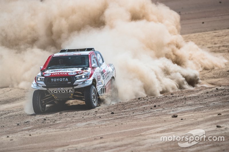 #302 Toyota Gazoo Racing Toyota Hilux: Giniel de Villiers, Dirk von Zitzewitz