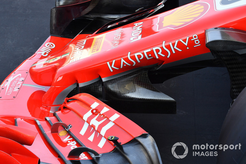 Vue détaillée du nez d'une Ferrari SF71H