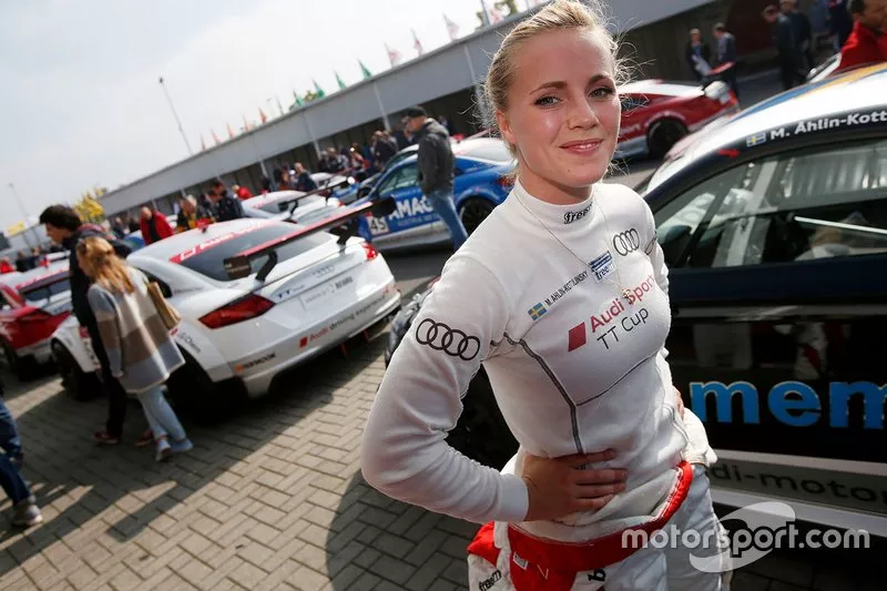 Mikaela Ahlin-Kottulinsky