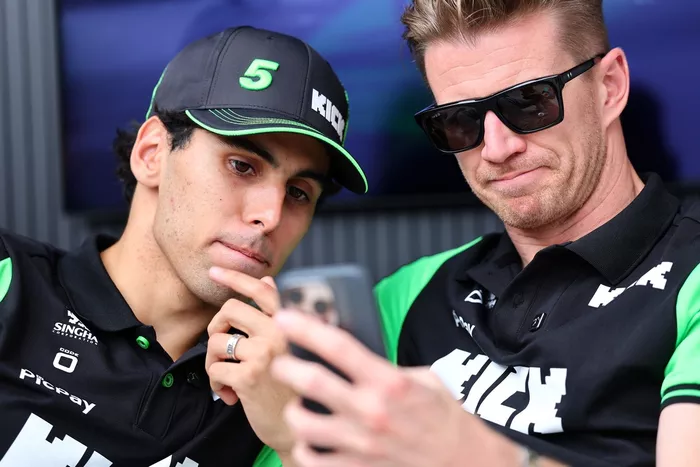 Nico Hulkenberg, Sauber, Gabriel Bortoleto, Sauber