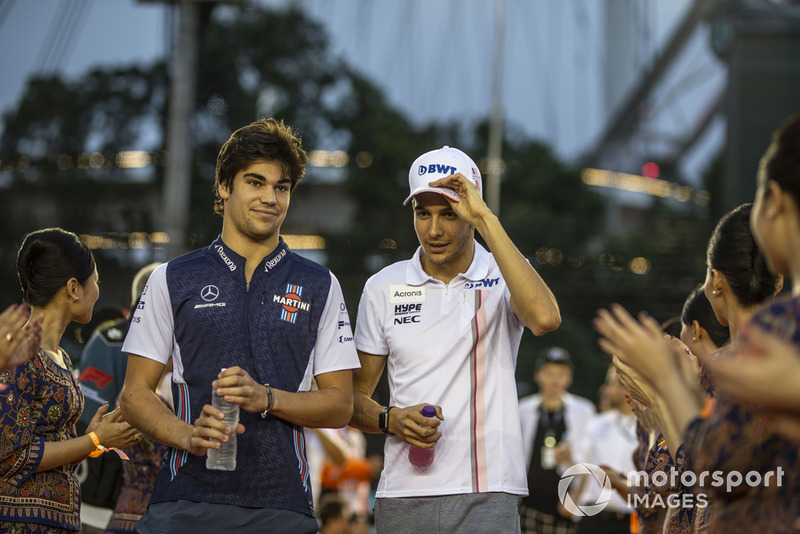 Lance Stroll, Williams Racing y Esteban Ocon, Racing Point Force India F1 Team en el desfile de pilotos