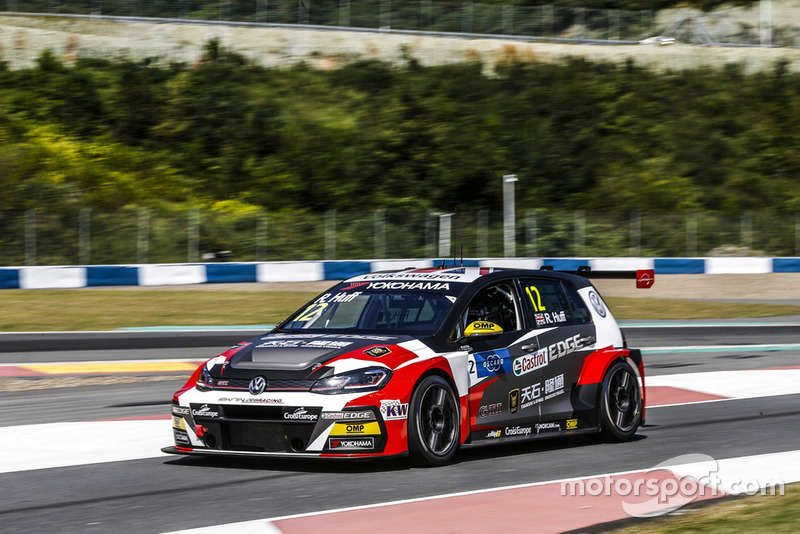 Rob Huff, Sébastien Loeb Racing Volkswagen Golf GTI TCR