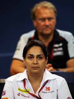 Мониша Кальтенборн, руководитель Sauber на пресс-конференции FIA