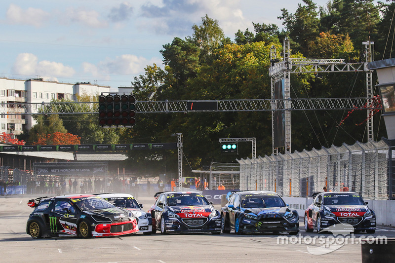 Start: Petter Solberg, PSRX Citroën DS3 RX; Mattias Ekström, EKS RX Audi S1; Andreas Bakkerud, Hooni