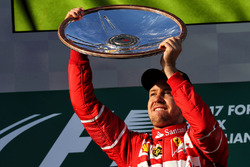 Победитель: Себастьян Феттель, Ferrari