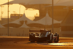 #1 Porsche Team Porsche 919 Hybrid: Timo Bernhard, Mark Webber, Brendon Hartley