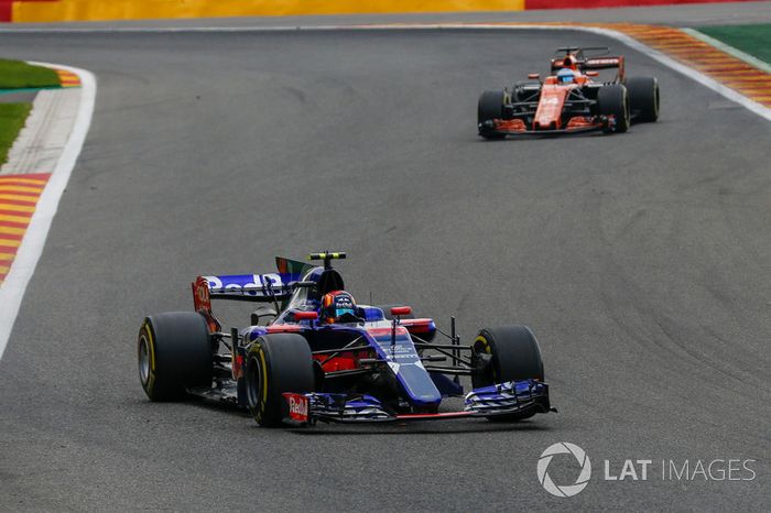 Carlos Sainz Jr., Scuderia Toro Rosso STR12
