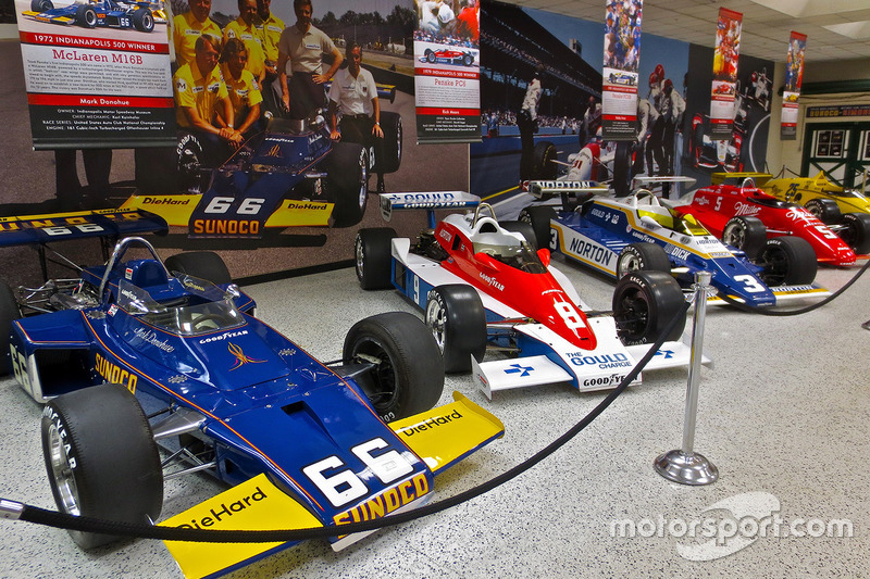 Машины Penske, побеждавшие в Indy 500