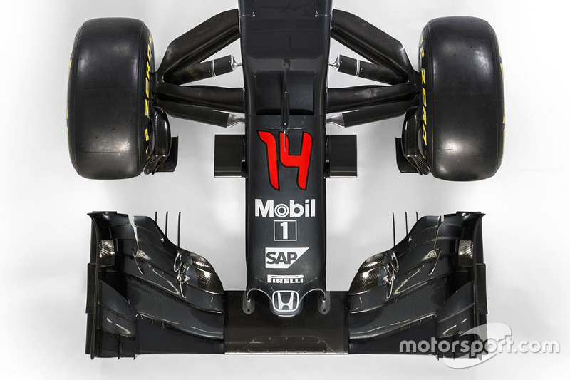 McLaren MP4-31 detail