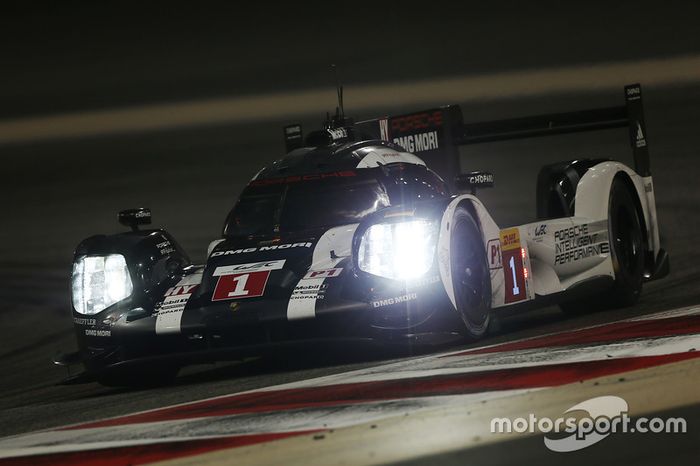 #1 Porsche Team Porsche 919 Hybrid: Timo Bernhard, Mark Webber, Brendon Hartley