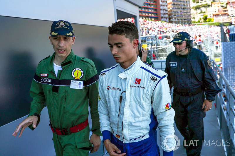 Схід Паскаля Верляйна, Sauber