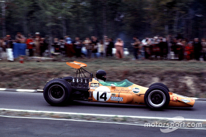 1968. McLaren M7A Ford