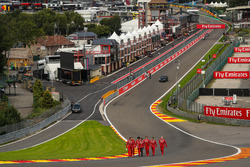 Sebastian Vettel, Ferrari walks the track, Riccardo Adami, Ferrari Race Engineer, Jock Clear, Ferrari Chief Engineer, trainer Antti Kontsas, the team