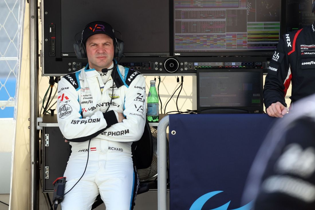 #92 Manthey 1St Phorm Porsche 911 GT3 R LMGT3: Richard Lietz