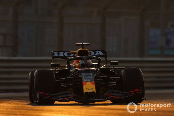 Max Verstappen, Red Bull Racing RB16B