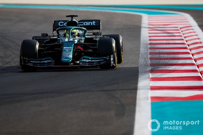 Nick Yelloly, Aston Martin AMR21 