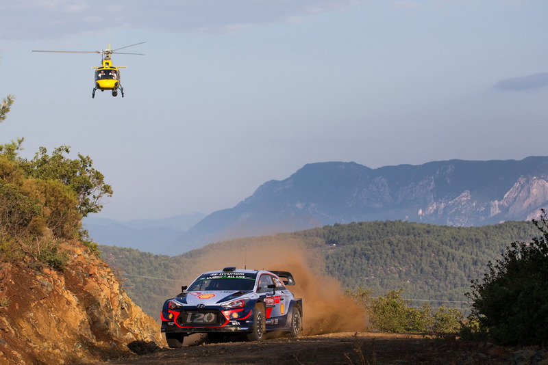 Thierry Neuville, Nicolas Gilsoul, Hyundai Motorsport Hyundai i20 Coupe WRC