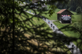Participants à l'Alpenbrevet