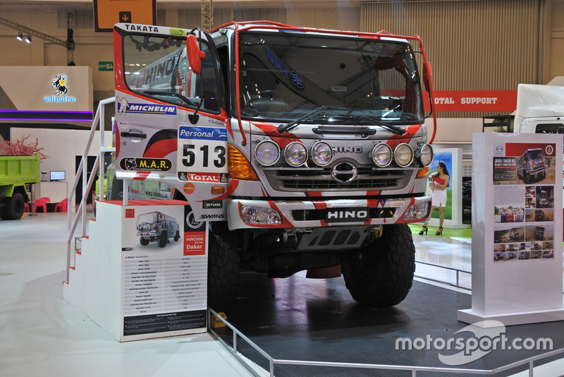 Hino 500 Series Dakar