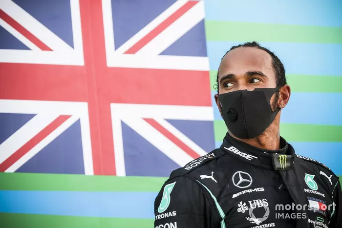 Podio: ganador, Lewis Hamilton, Mercedes-AMG Petronas F1