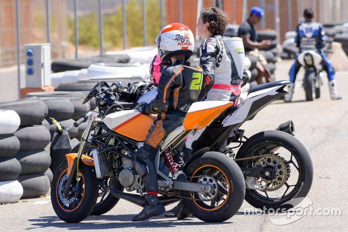 Ana Carrasco y Máximo Martínez