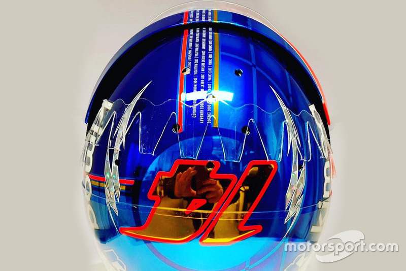El casco de Fernando Alonso, McLaren, para su última carrera en F1, el GP de Abu Dhabi 2018