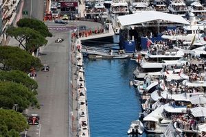 Lewis Hamilton, Ferrari, Liam Lawson, Racing Bulls Team, Esteban Ocon, Haas F1 Team