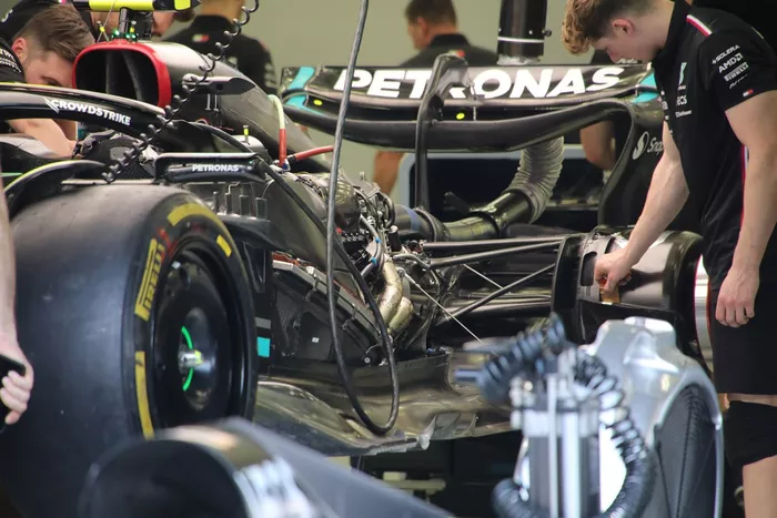 Mercedes W14 detalles técnicos