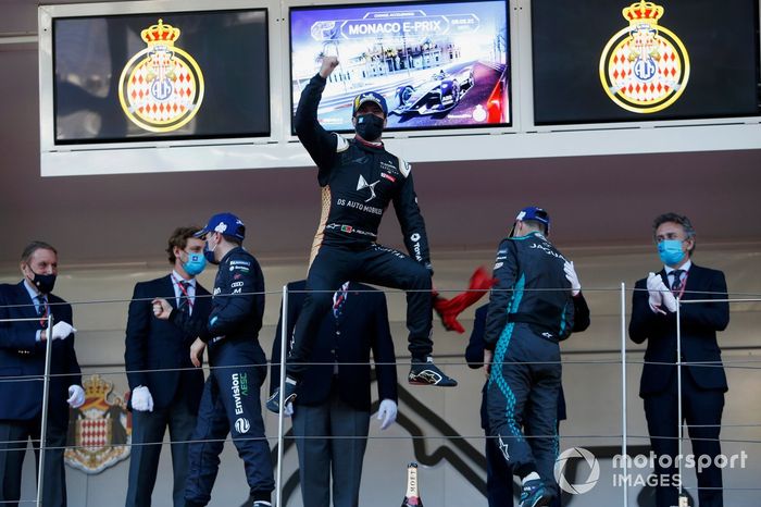 Podio: ganador Antonio Felix Da Costa, DS Techeetah