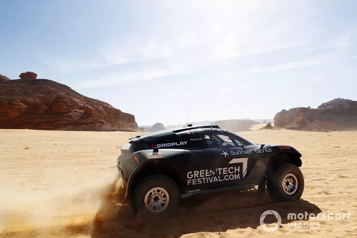 Molly Taylor, Johan Kristoffersson, Rosberg X Racing, en el relevo de pilotos