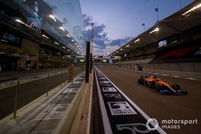 Carlos Sainz Jr., McLaren MCL35