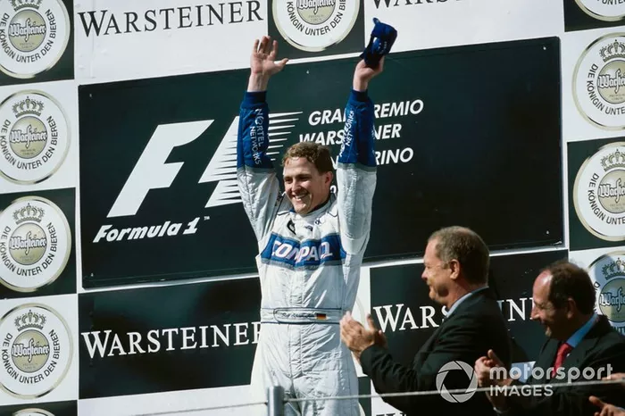 Podyum: Yarış galibi Ralf Schumacher, Williams FW23 BMW
