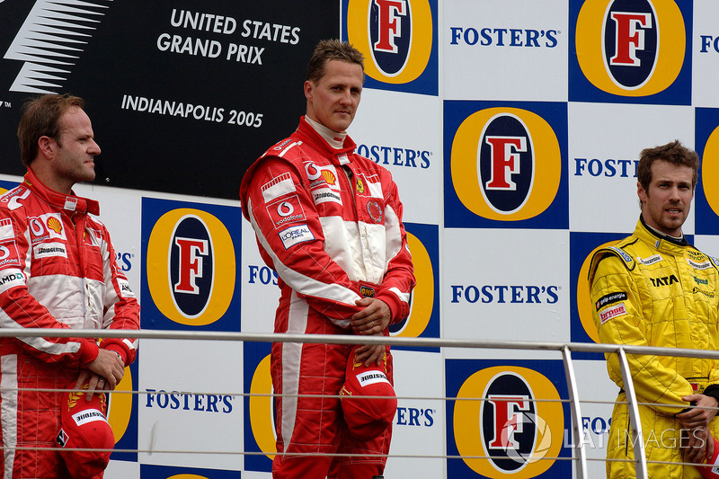 Podyum: Yarış galibi Michael Schumacher, Ferrari, 2. Rubens Barrichello, Ferrari, 3. Tiago Monteiro, Jordan