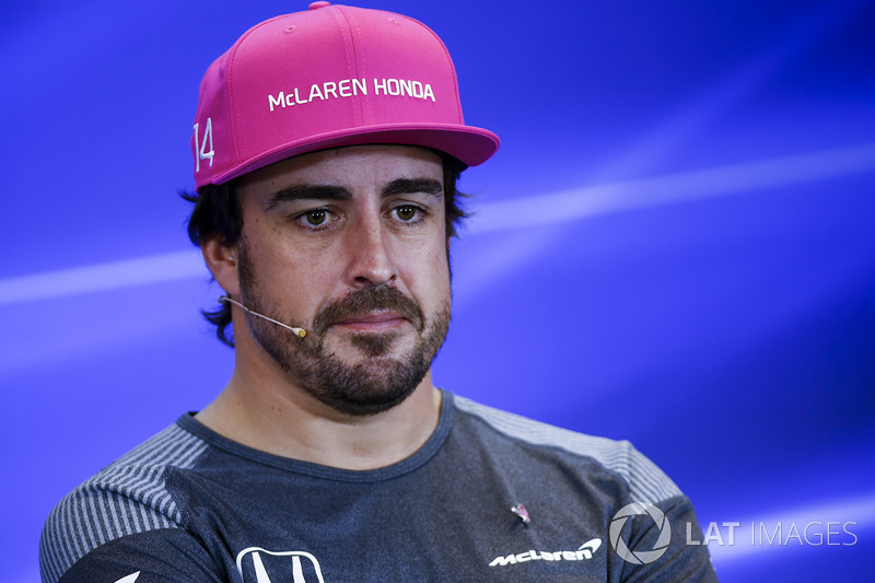 Fernando Alonso, McLaren, en la conferencia de prensa