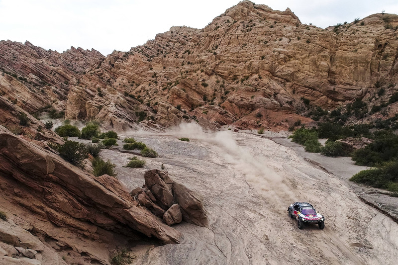 #303 Peugeot Sport Peugeot 3008 DKR: Карлос Сайнс, Лукас Крус