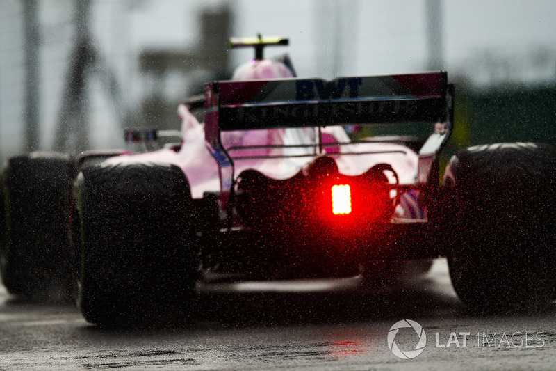 17: Эстебан Окон, Force India VJM11 – 1:19.142