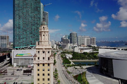Miami: Freedom Tower, Biscayne Boulevard und American Airlines Arena