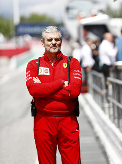 Temporada 2018 F1-spanish-gp-2018-maurizio-arrivabene-team-principal-ferrari