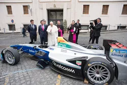 Le pape François et Alejandro Agag, PDG de la Formule E