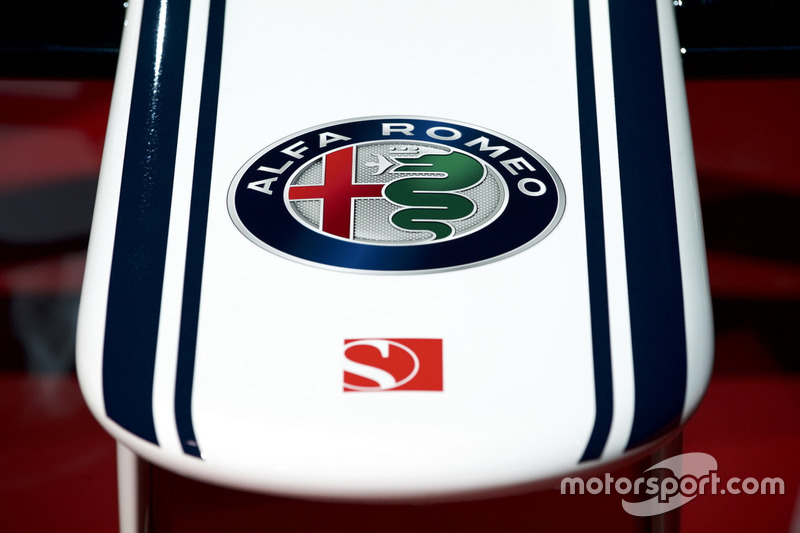 Alfa Romeo Sauber livery onthulling