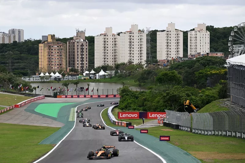 Charles Leclerc, Ferrari, Lando Norris, McLaren, Andrea Kimi Antonelli, Mercedes