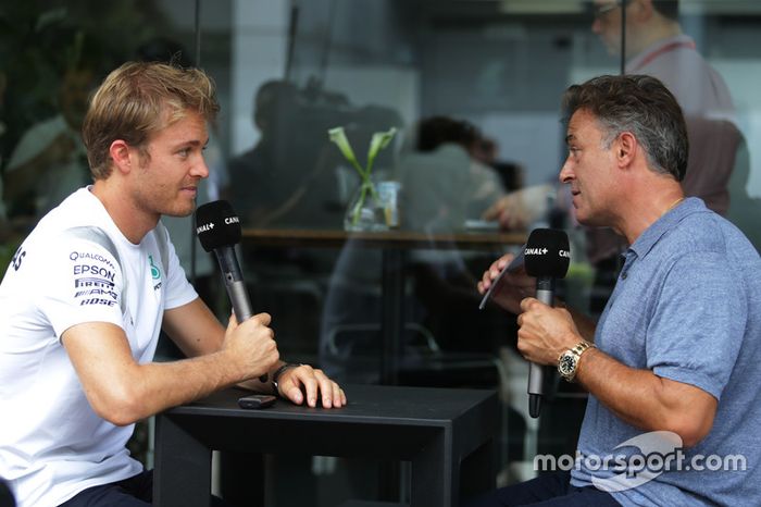 Nico Rosberg, Mercedes AMG F1 con  Jean Alesi, Canal 