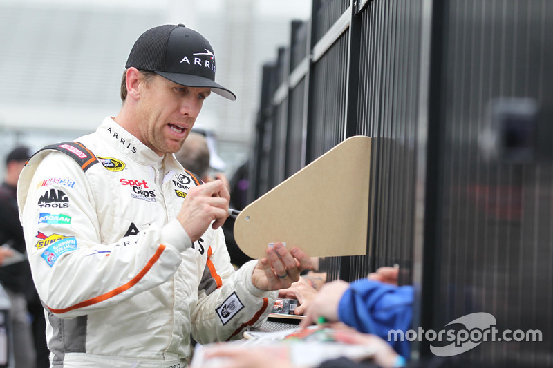 #8: Carl Edwards