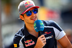 Карлос Сайнс мл., Scuderia Toro Rosso