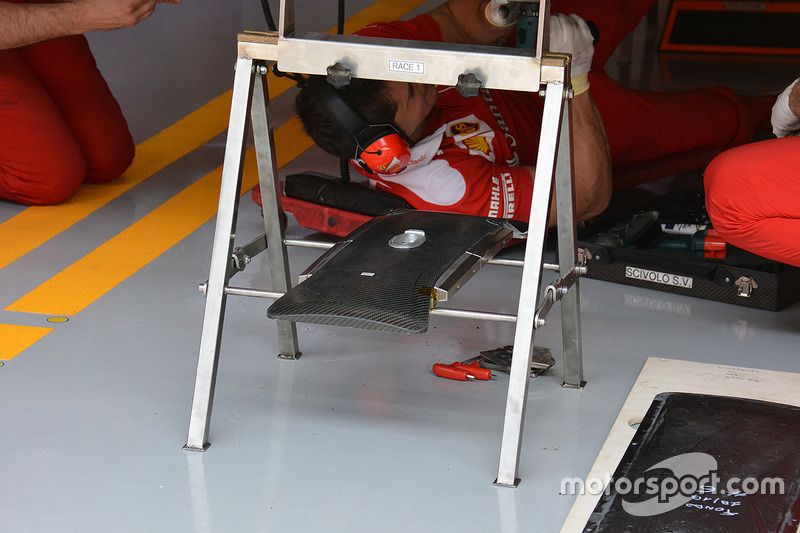 Ferrari carbon fibre ballast at Chinese GP