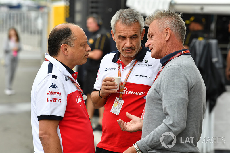 Frederic Vasseur, director de Sauber, con Beat Zehnder, Manager de Sauber y Eje Elgh