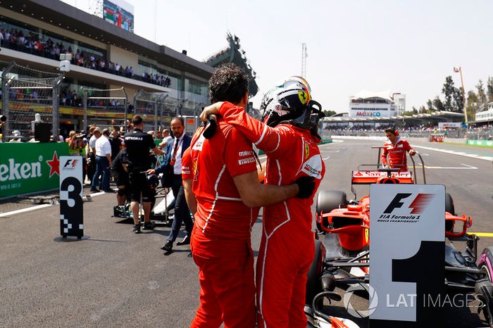 Sebastian Vettel, Ferrari, celebra