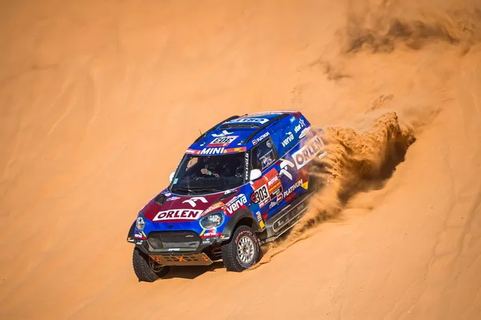 #303 JCW X-Raid Team: Jakub Przygonski, Timo Gottschalk