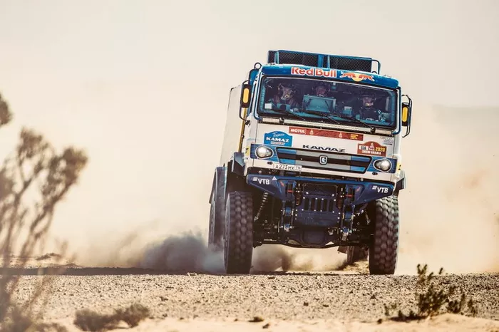 #516 Team KAMAZ Master: Anton Shibalov, Dmitrii Nikitin, Ivan Tatarinov